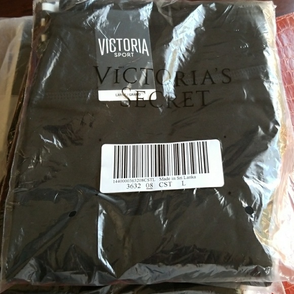 Victoria Secret Sports Graphic Capri Large L - Picture 3 of 5